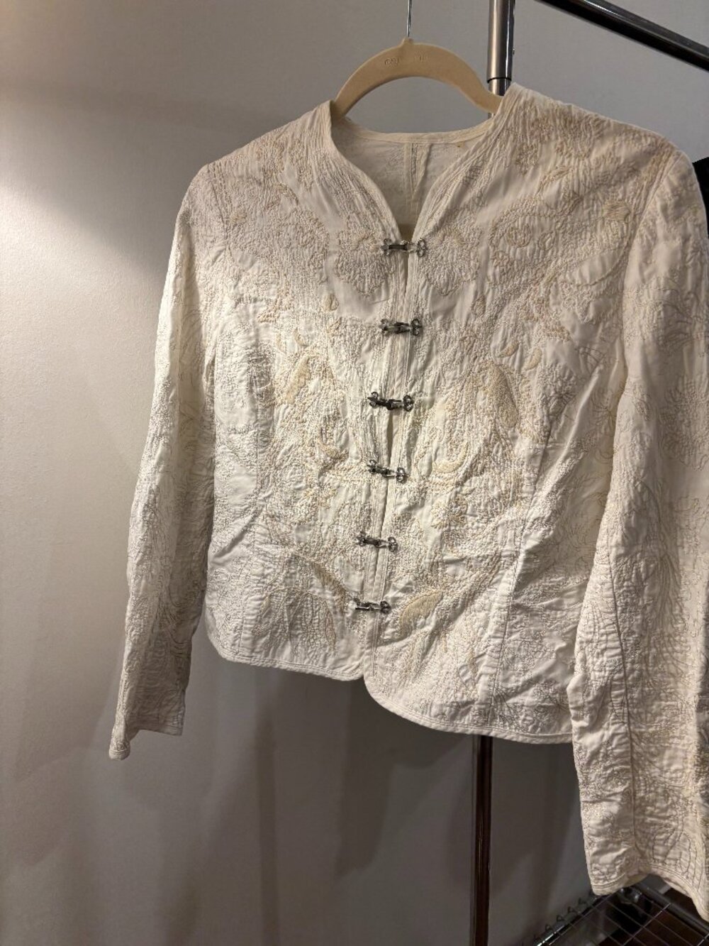 Embroiderd Ivory Spring jacket